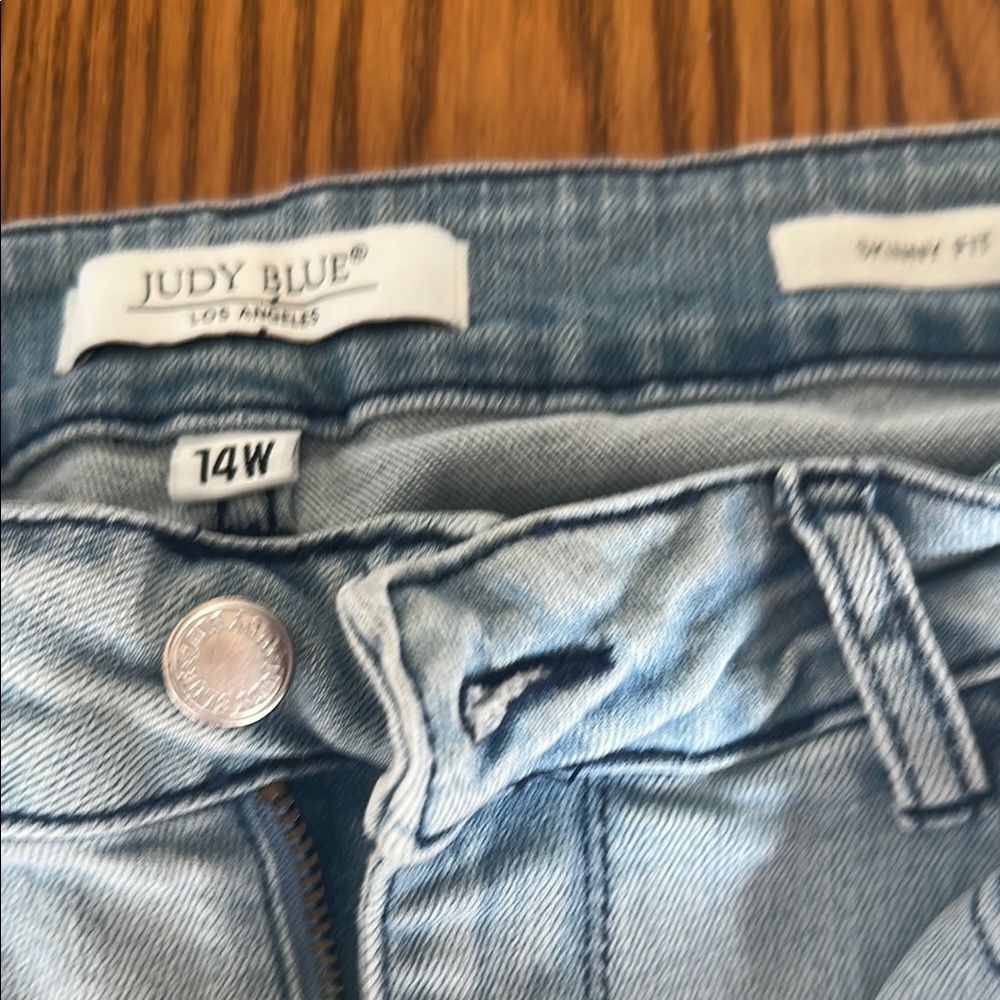 Judy Blue Women's Blue Jeans